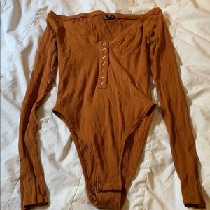 URBAN OUTFITTERS Wide Neck Bodysuit